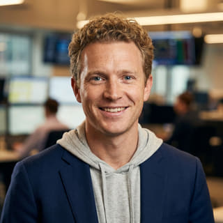 Ryan Brooks, Analyste Principal en Trading au sein de Cautélivure